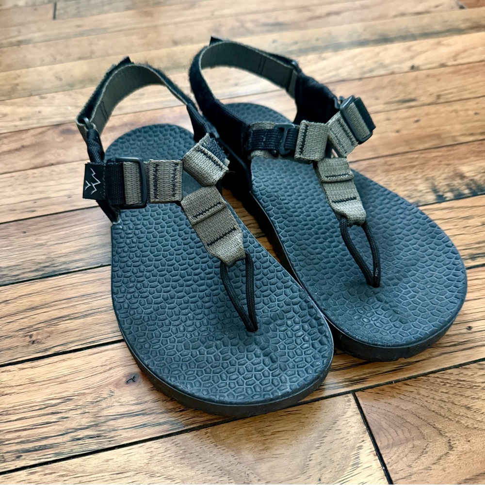 Women’s Bedrock Hiking Sandals